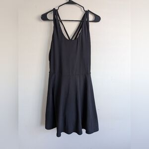 Fabletics Black Strappy Back Active Dress Size M Shelf Bra Tennis Gym